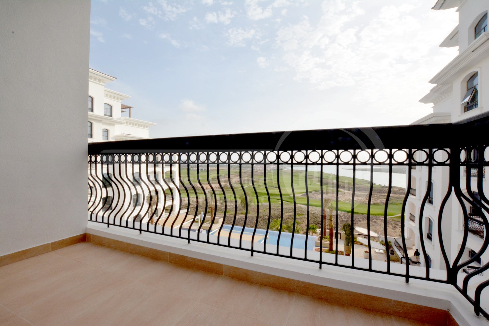 2 Bedroom Apartment - Ansam 3 - Yas Island - Abu Dhabi - UAE (7).JPG