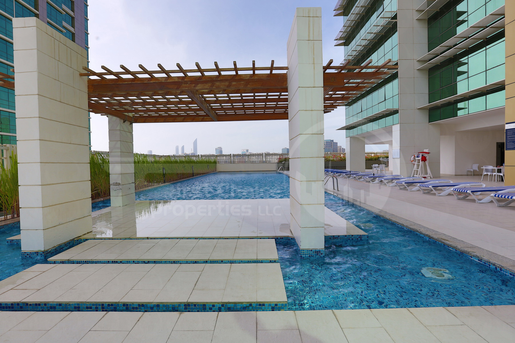 Studio - 1BR - 2BR - 3BR - 4BR Apartment - Abu Dhabi - UAE - Al Reem Island - Tala Tower - Outside View.JPG