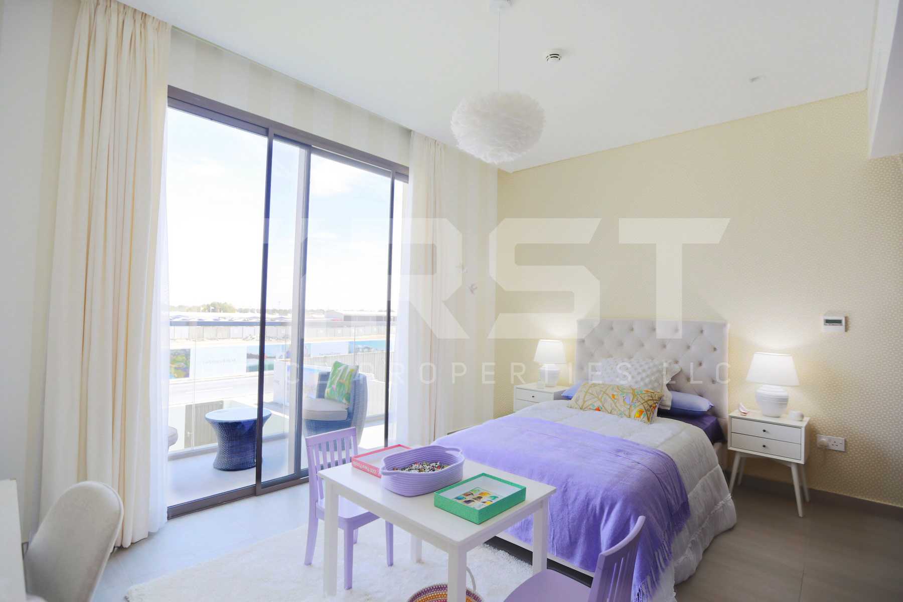 Internal Photo of 3 Bedroom Townhouse Type 3EA in Yas Acres Yas Island Abu Dhabi UAE (13).jpg