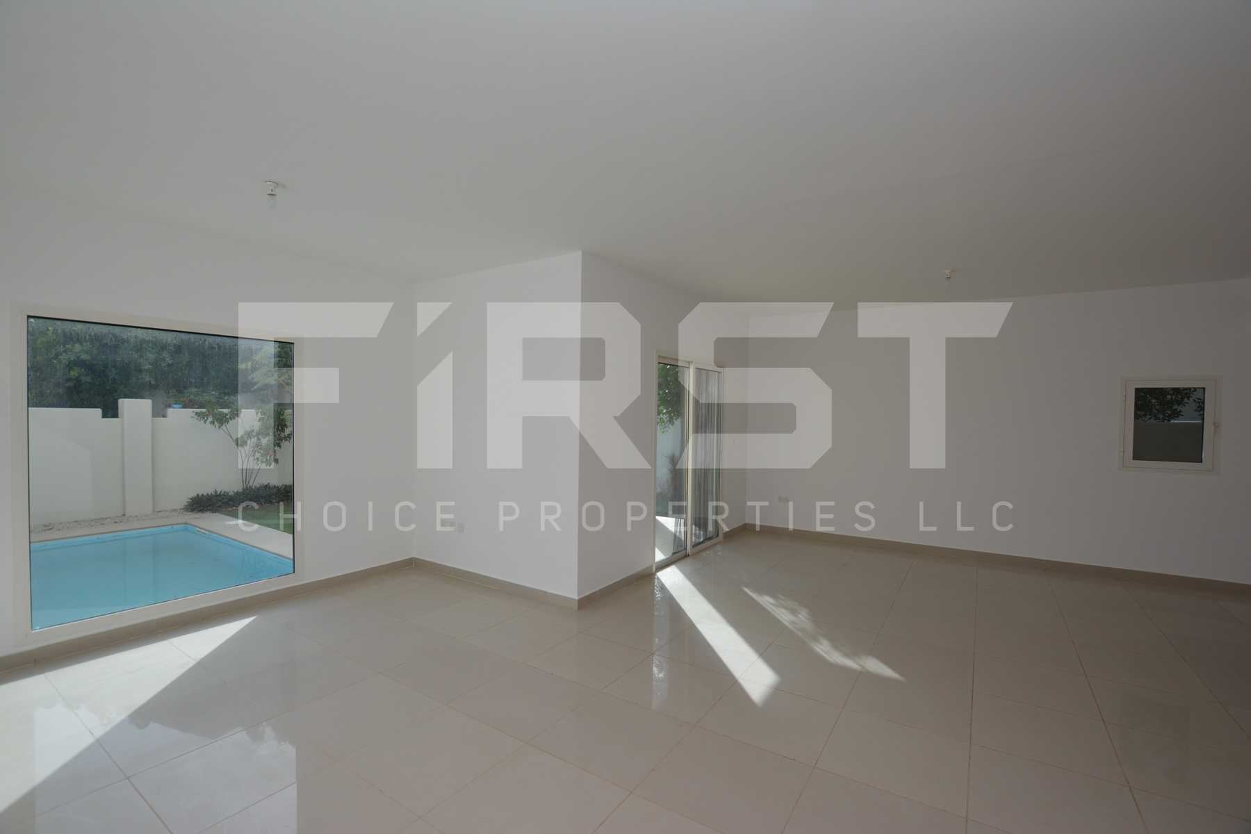 8. Internal Photo of 5 Bedroom Villa in Al Reef Villas 348.3 sq.m 3749 sq.ft (6).jpg