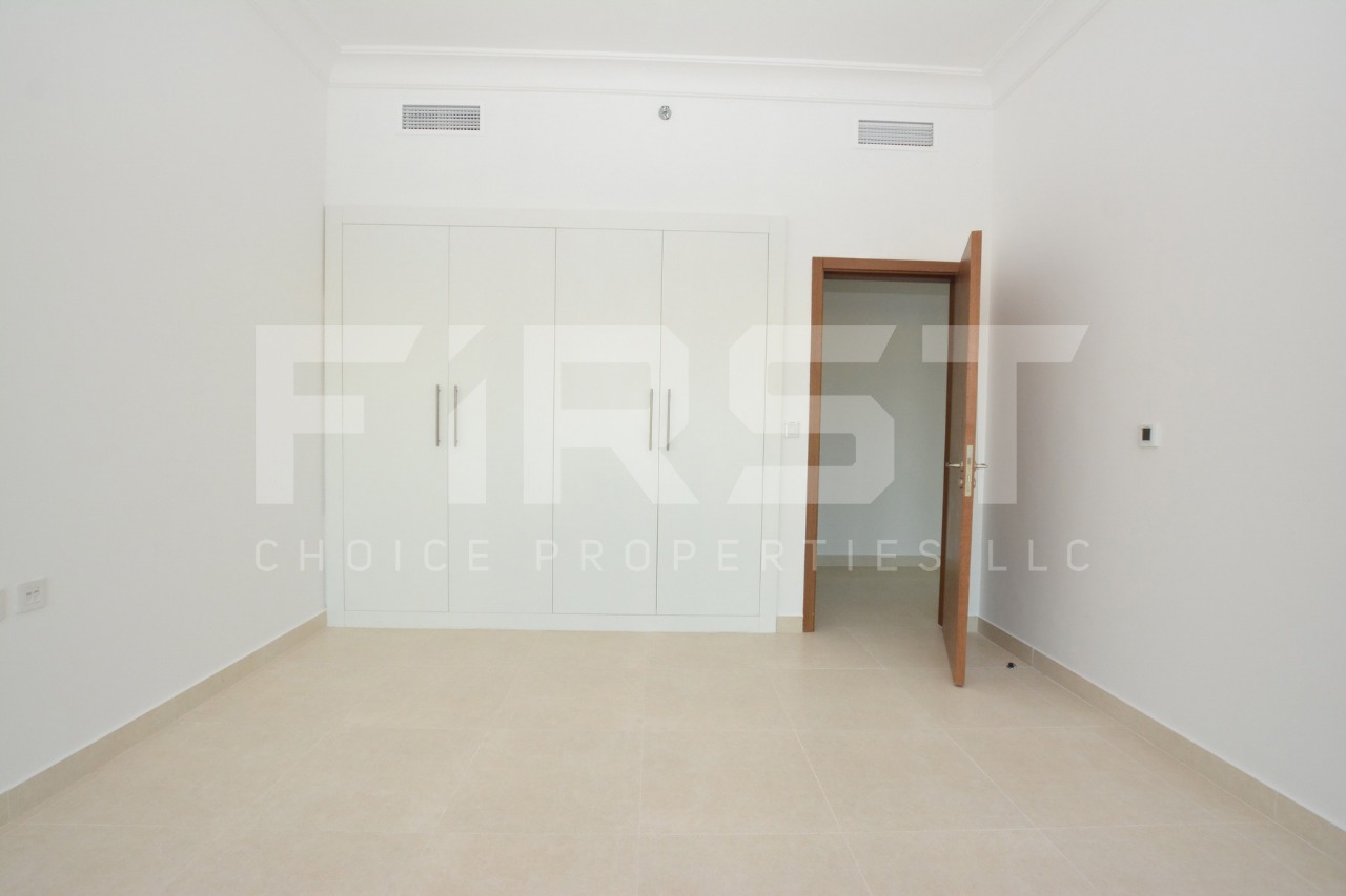 Internal Photo of 3 Bedroom Apartment in Ansam 3 Yas Island (9).jpg