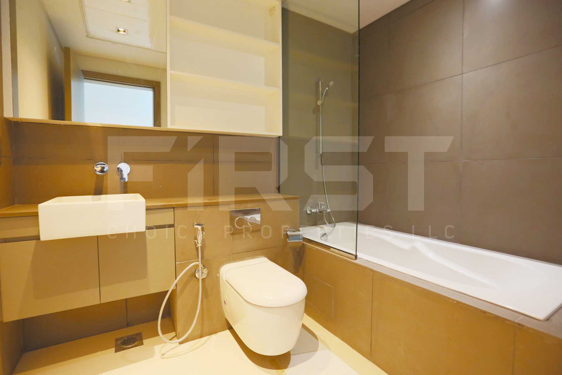 Internal Photo of 3 Bedroom Apartment in Meera Shams Al Reem Island Abu Dhabi UAE (7).jpg