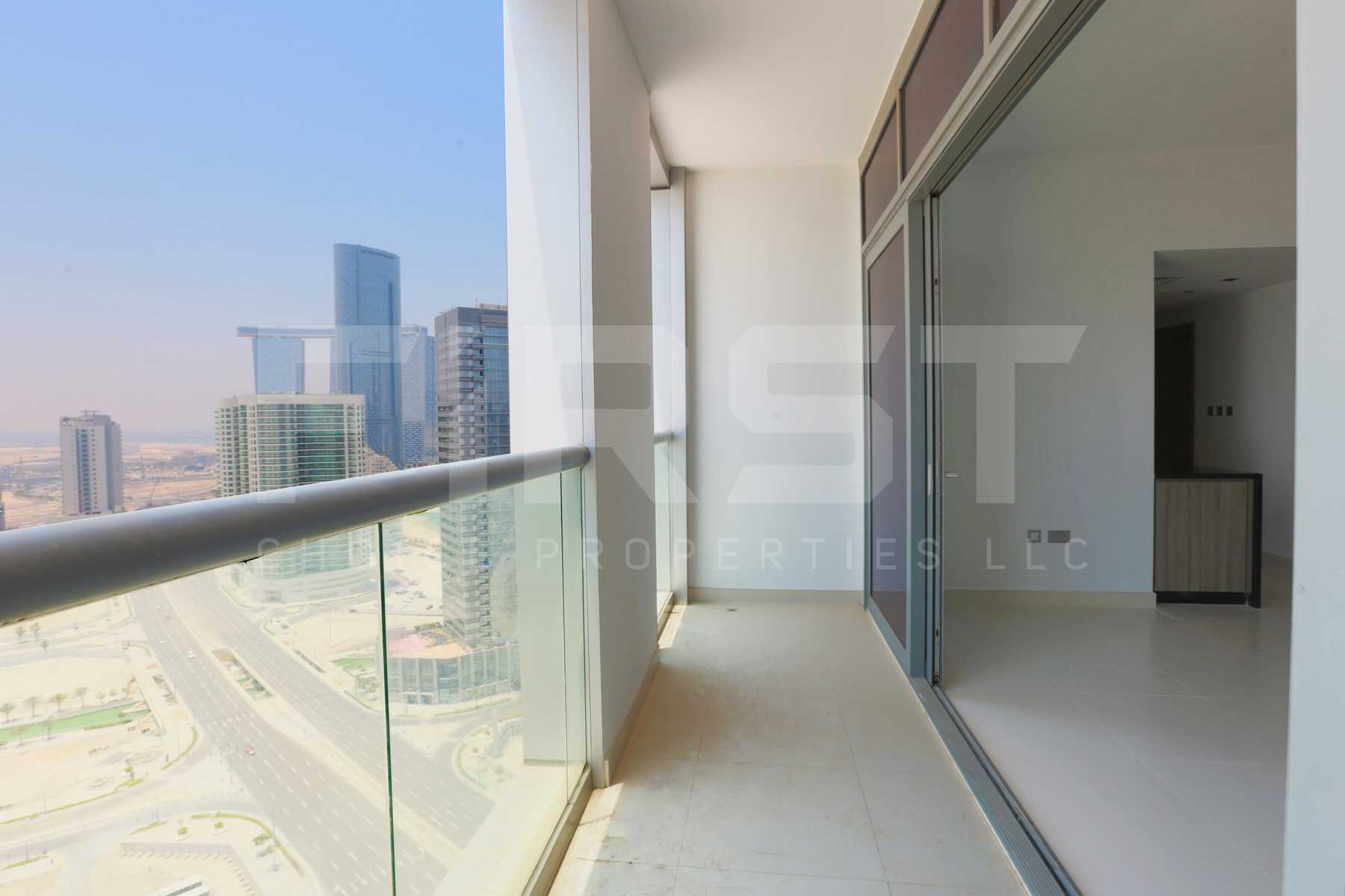 Internal Photo of 3 Bedroom Apartment in Meera Shams Al Reem Island Abu Dhabi UAE (10).jpg