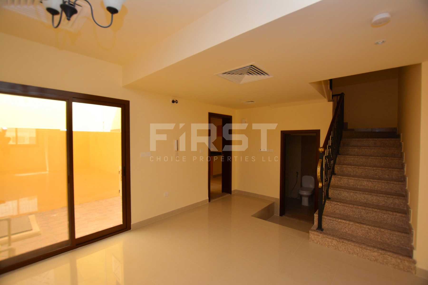 Internal Photo of 3 Bedroom Villa in Hydra Village Abu Dhabi UAE (7).jpg