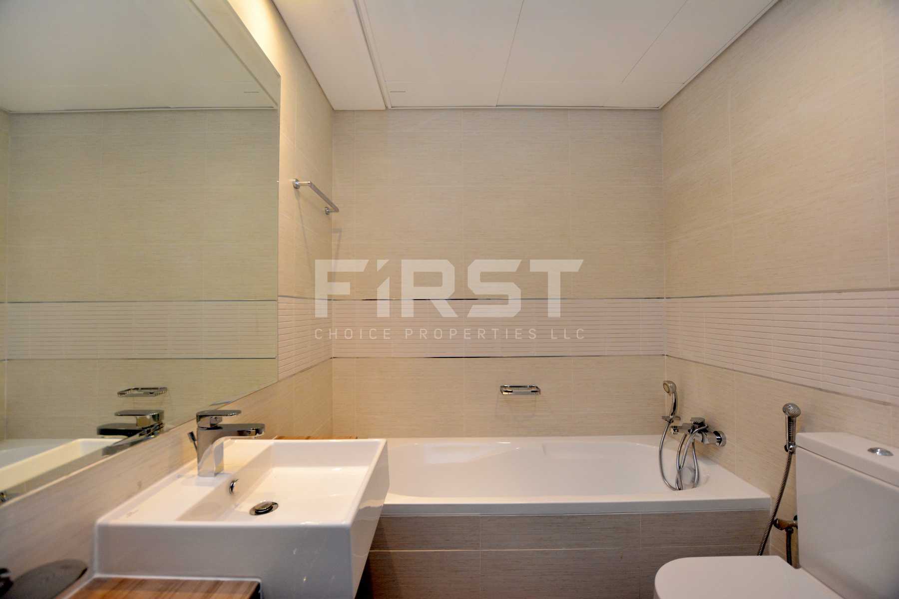 Internal Photo of 2+1 Bedroom Apartment in The Gate Tower Shams Abu Dhabi Al Reem Island Abu Dhabi UAE (27).jpg