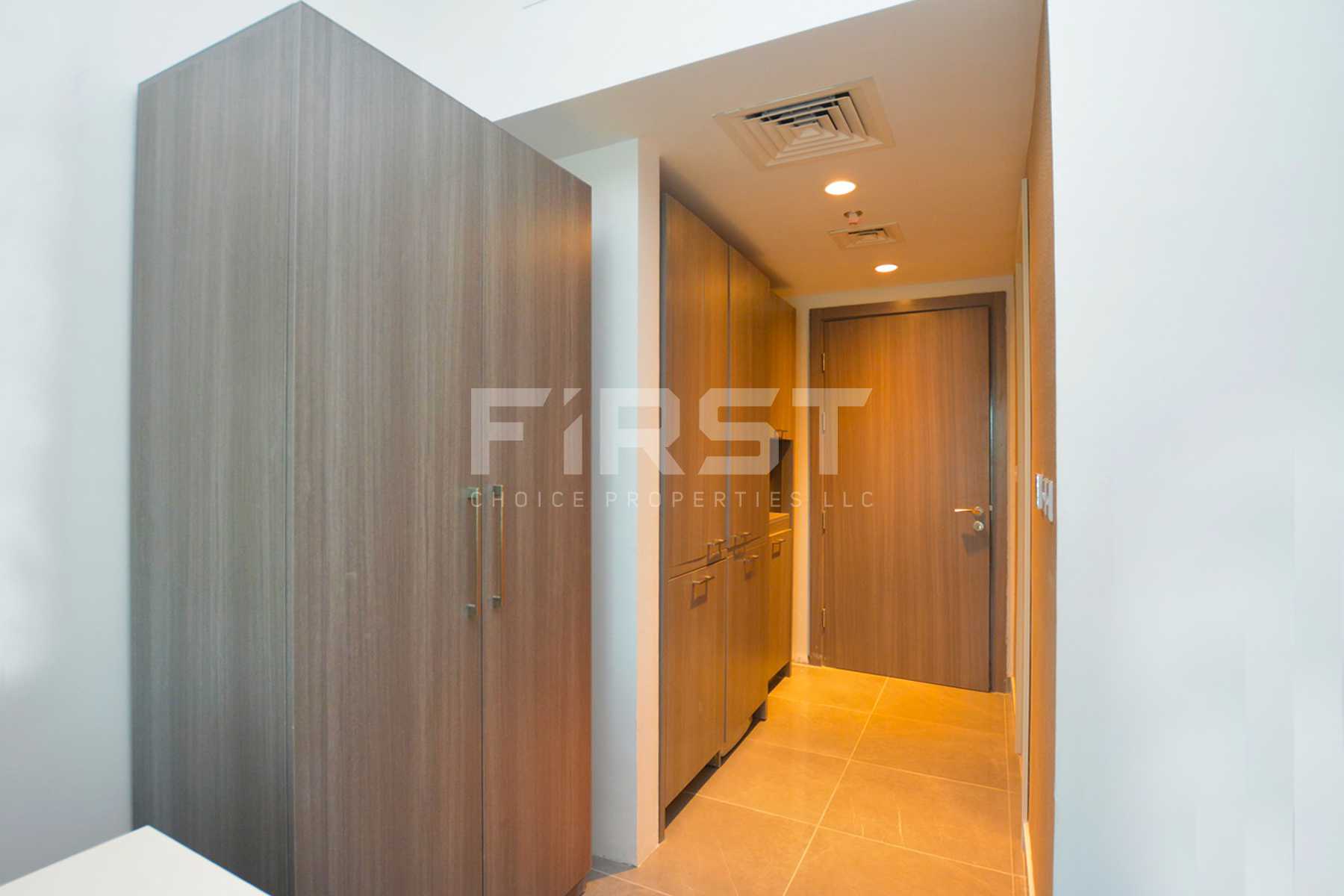 Internal Photo of Studio Apartment in Leonardo Residences Masdar City Abu Dhabi UAE (6).jpg