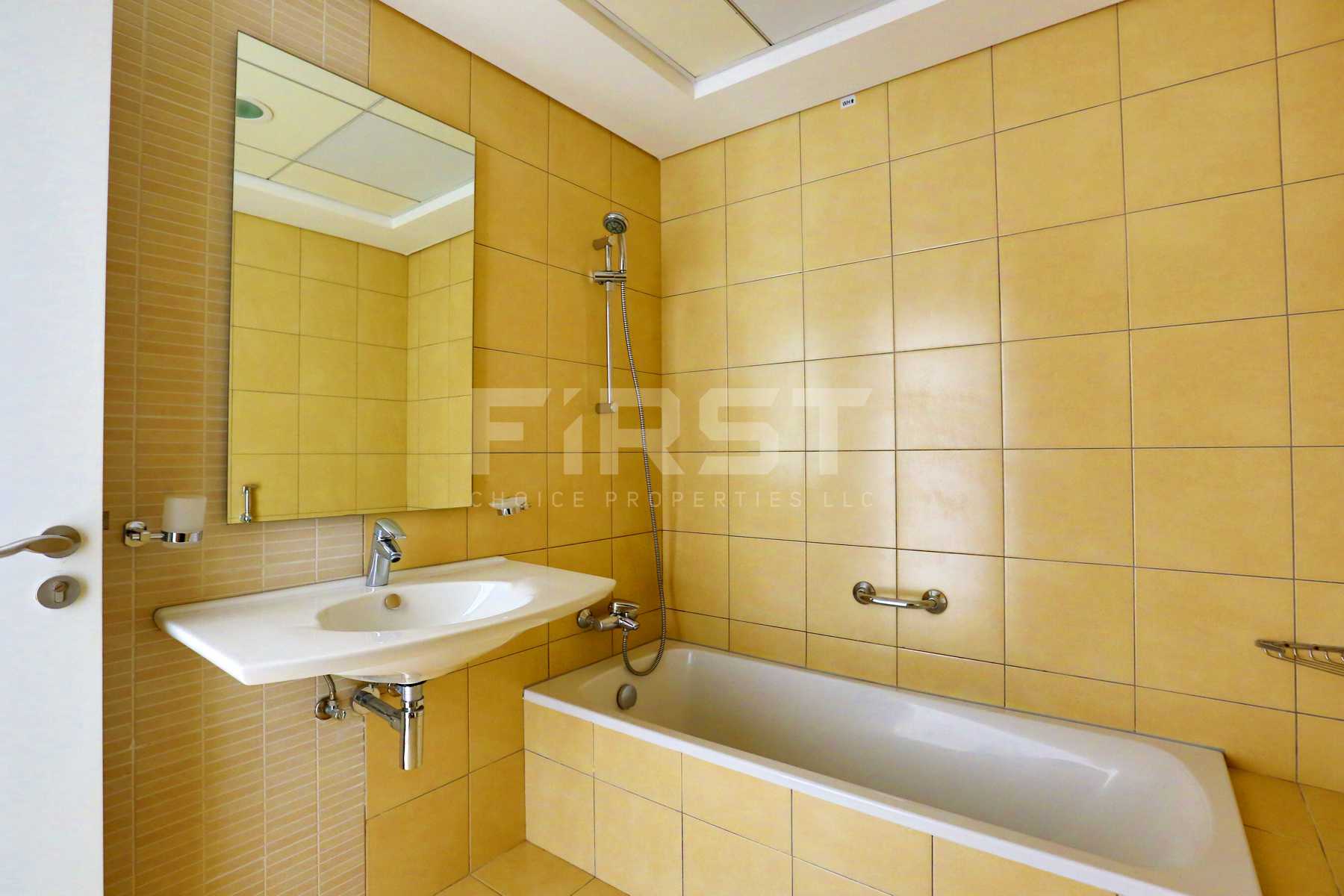 Internal Photo of 1 Bedroom Apartment in Amaya Towers Shams Abu Dhabi Al Reem Island Abu Dhabi UAE (15).jpg