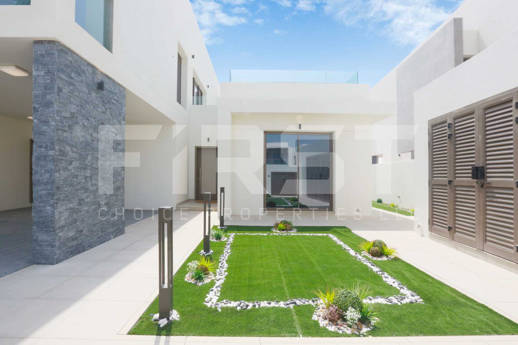 External Photo of 4 Bedroom Villa Type 4F in Yas Acres Yas Island Abu Dhabi UAE (11).jpg