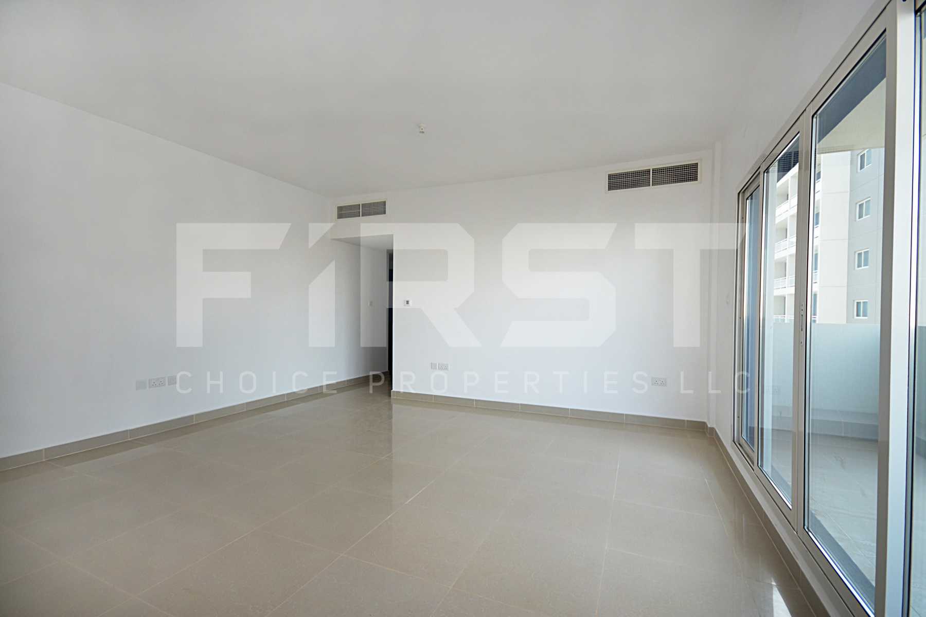 Internal Photo of 3 Bedroom Apartment Closed Kitchen in Al Reef Downtown Al Reef Abu Dhabi UAE (20).jpg