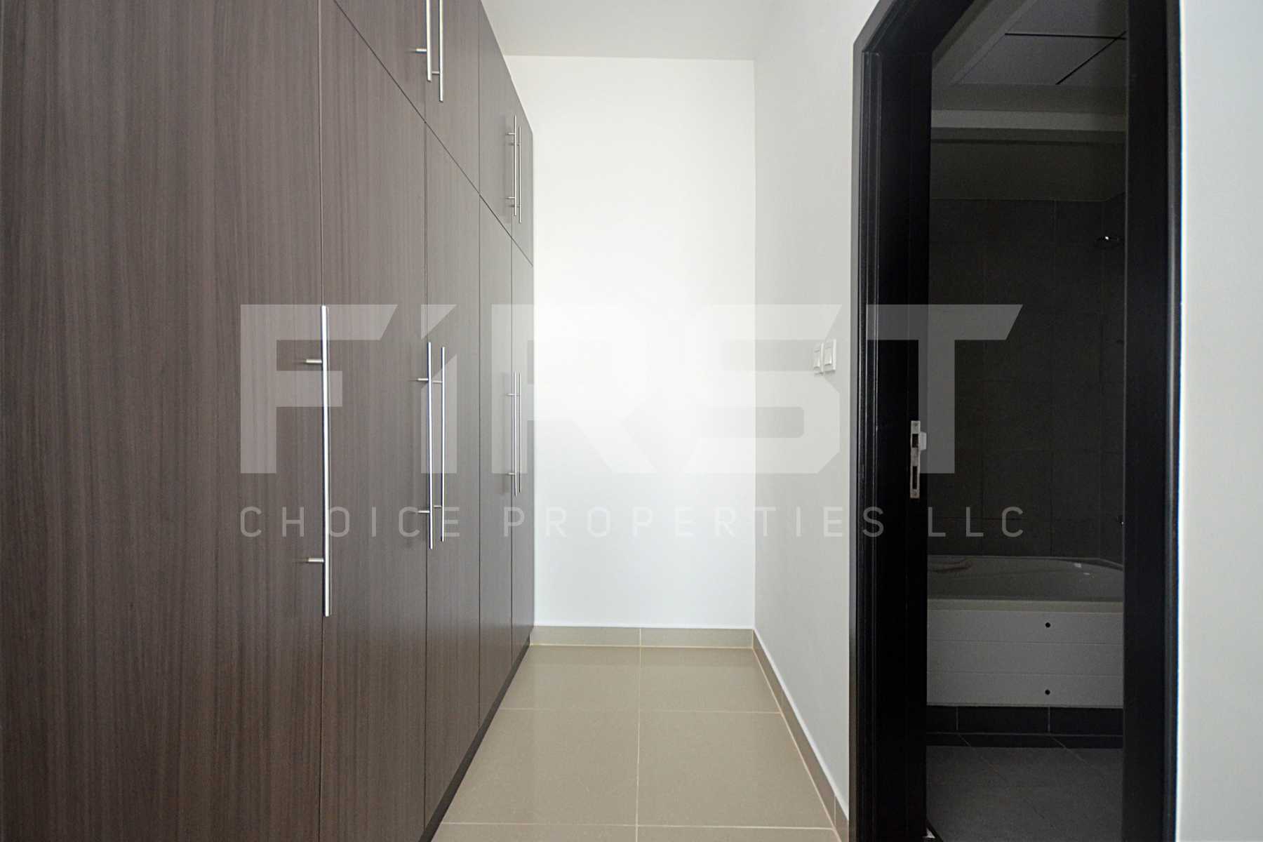 Internal Photo of 3 Bedroom Apartment Closed Kitchen in Al Reef Downtown Al Reef Abu Dhabi UAE (17).jpg