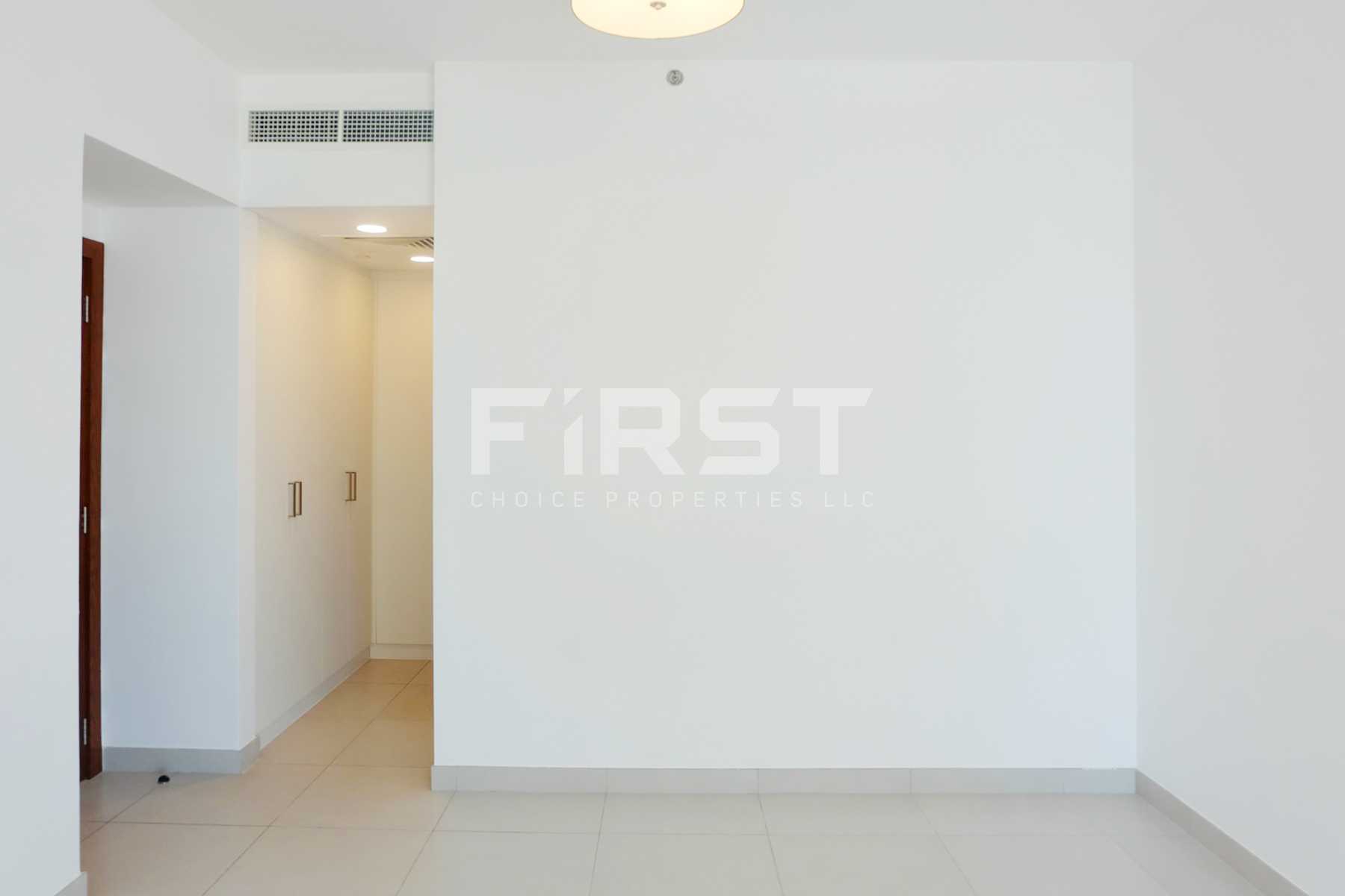 Internal Photo of  2 Bedroom Apartment in Parkside Residence Shams Abu Dhabi UAE (17).jpg