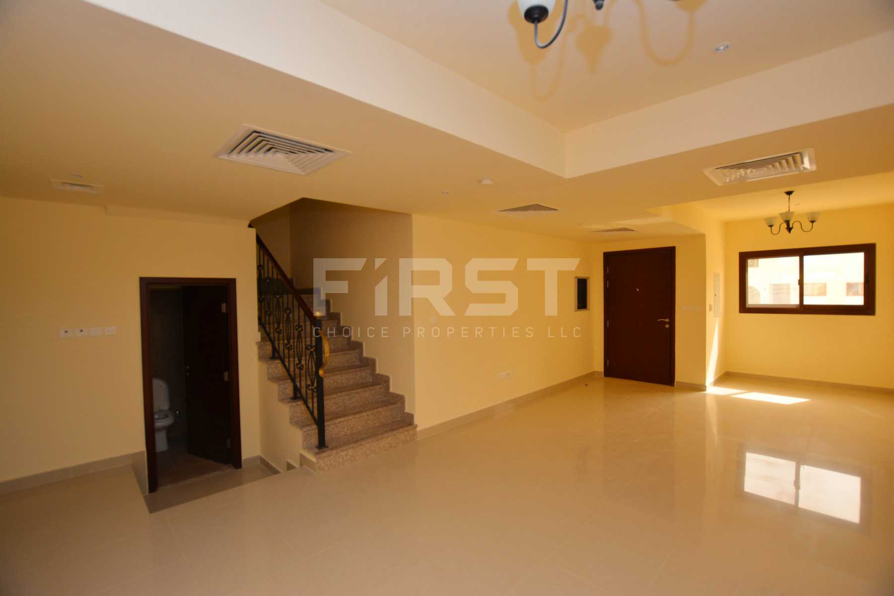Internal Photo of 3 Bedroom Villa in Hydra Village Abu Dhabi UAE. (2).jpg