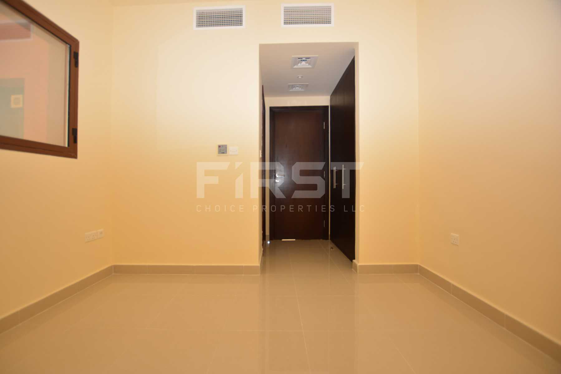 Internal Photo of 2 Bedroom Villa in Hydra Village Abu Dhabi UAE (21).jpg
