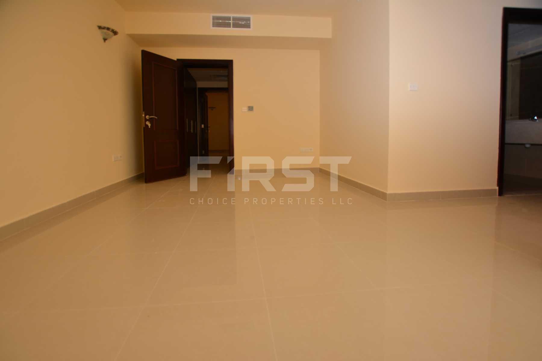 Internal Photo of 2 Bedroom Villa in Hydra Village Abu Dhabi UAE (33).jpg