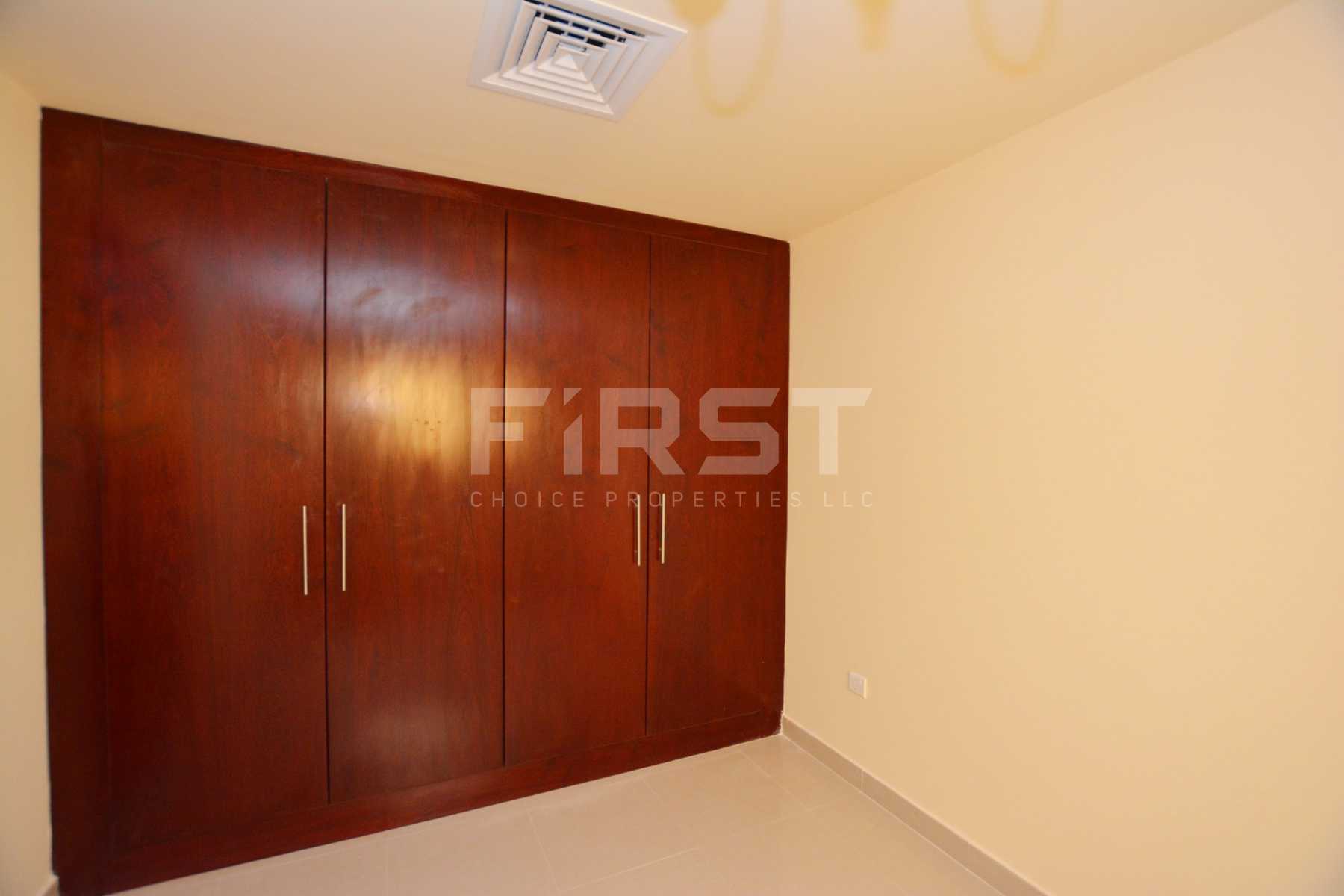 Internal Photo of 3 Bedroom Villa in Hydra Village Abu Dhabi UAE. (20).jpg