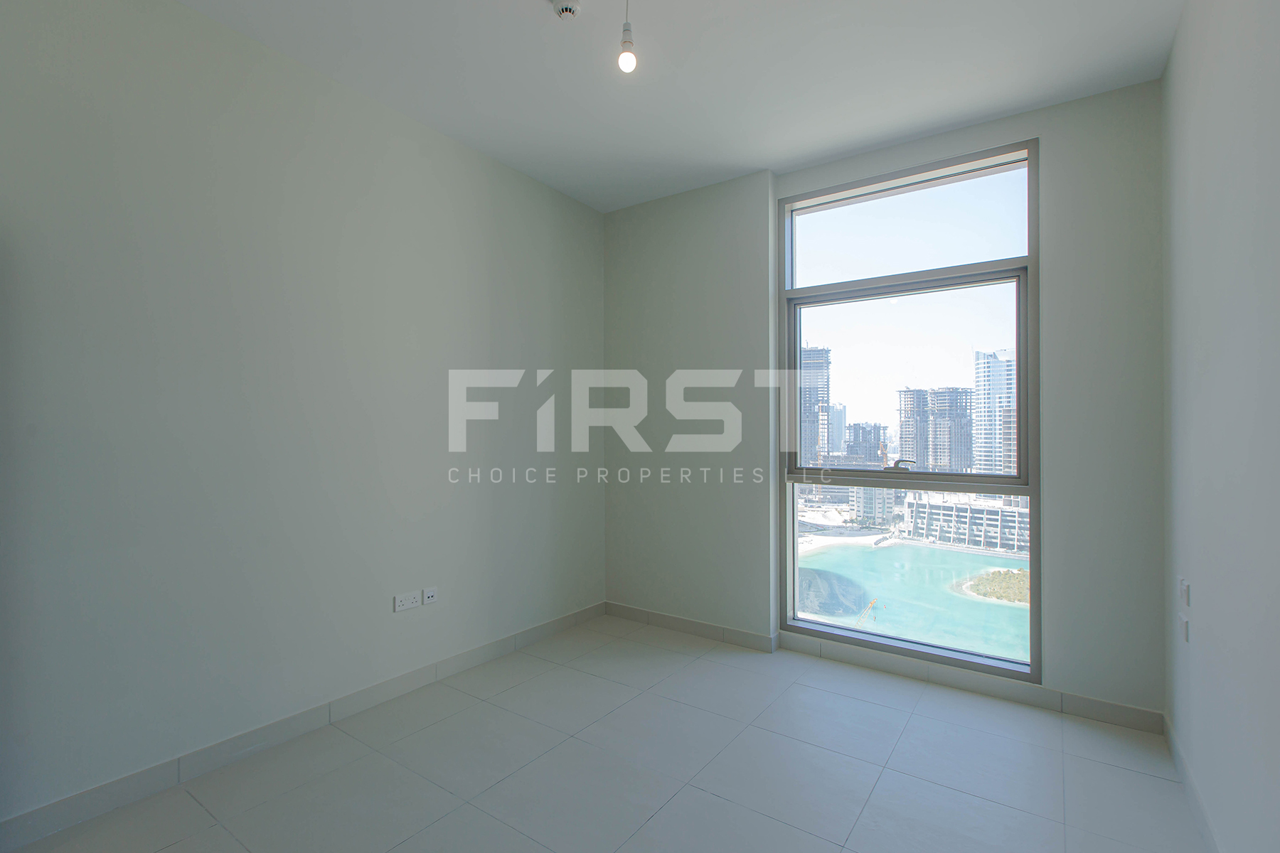 Internal Photo of 2 Bedroom Apartment in Reflection Shams Abu Dhabi Al Reem Island Abu Dhabi UAE (16).jpg