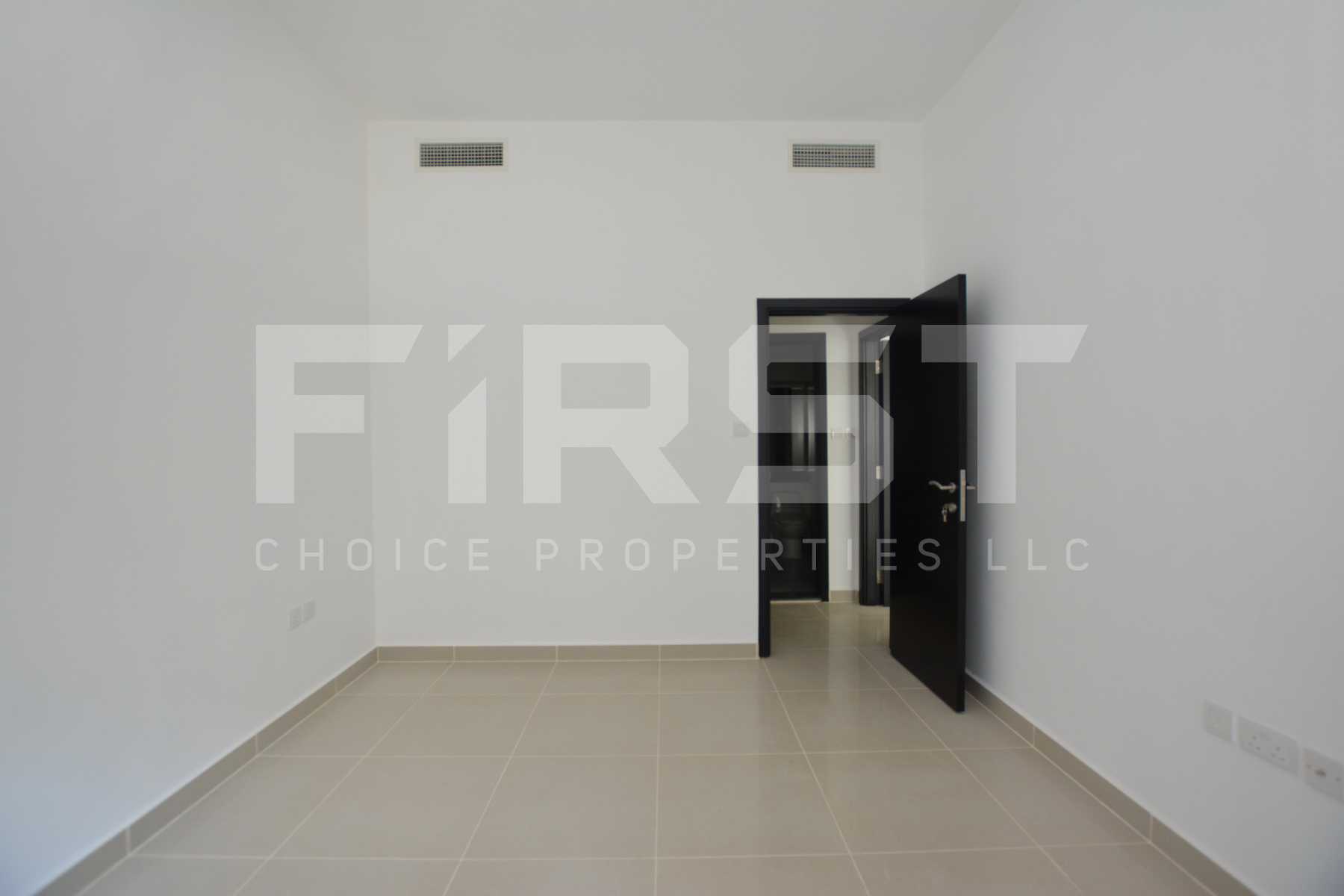 Internal Photo of 2 Bedroom Apartment Type A Ground Floor in Al Reef Downtown Abu Dhabi 141 sq.m 1517  (68).jpg