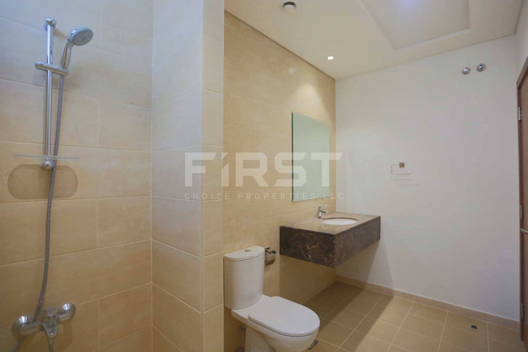 Internal Photo of 5 Bedroom Villa in Faya at Bloom Gardens Al Salam Street Abu Dhabi UAE (20).jpg