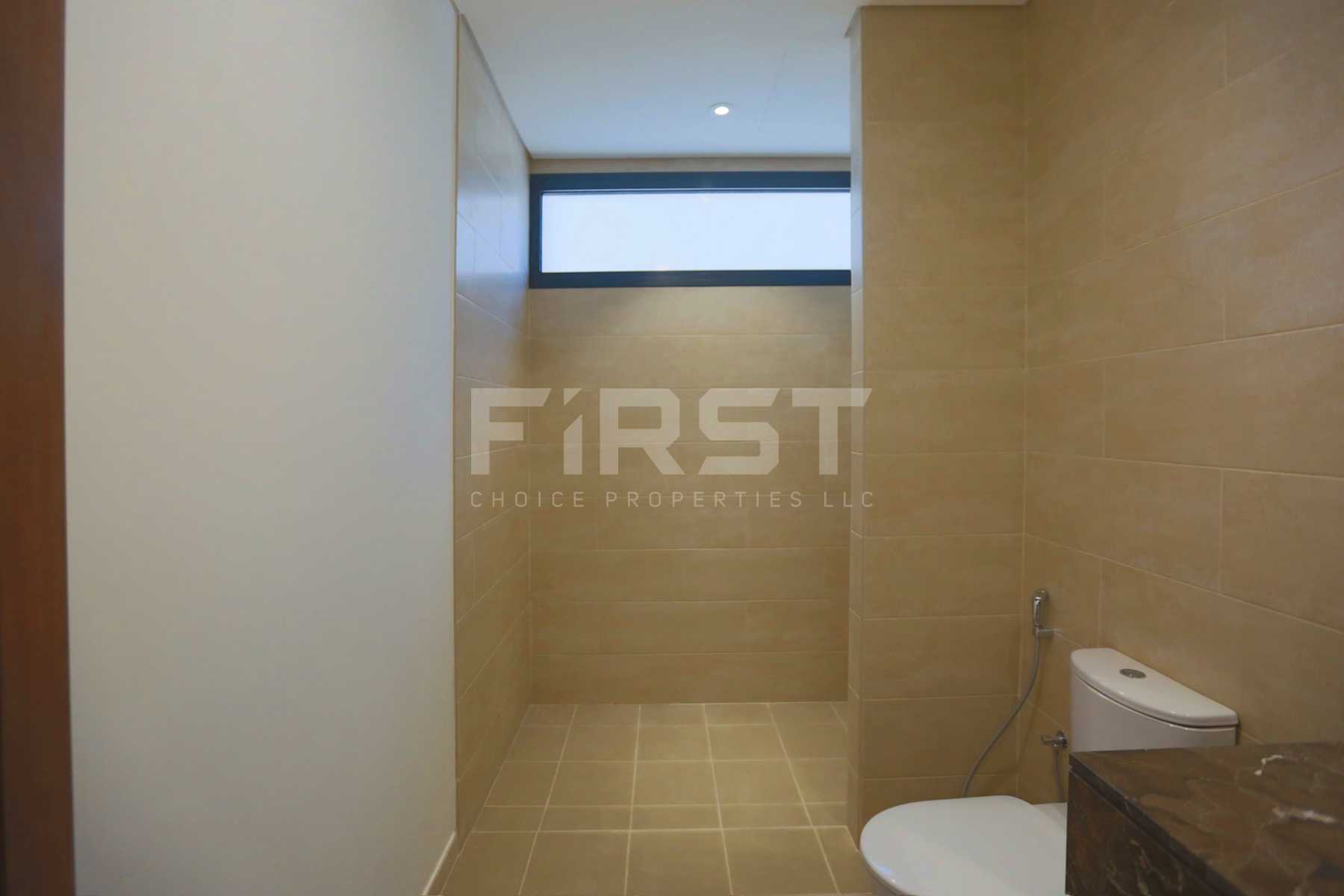 Internal Photo of 5 Bedroom Villa in Faya at Bloom Gardens Al Salam Street Abu Dhabi UAE (21).jpg