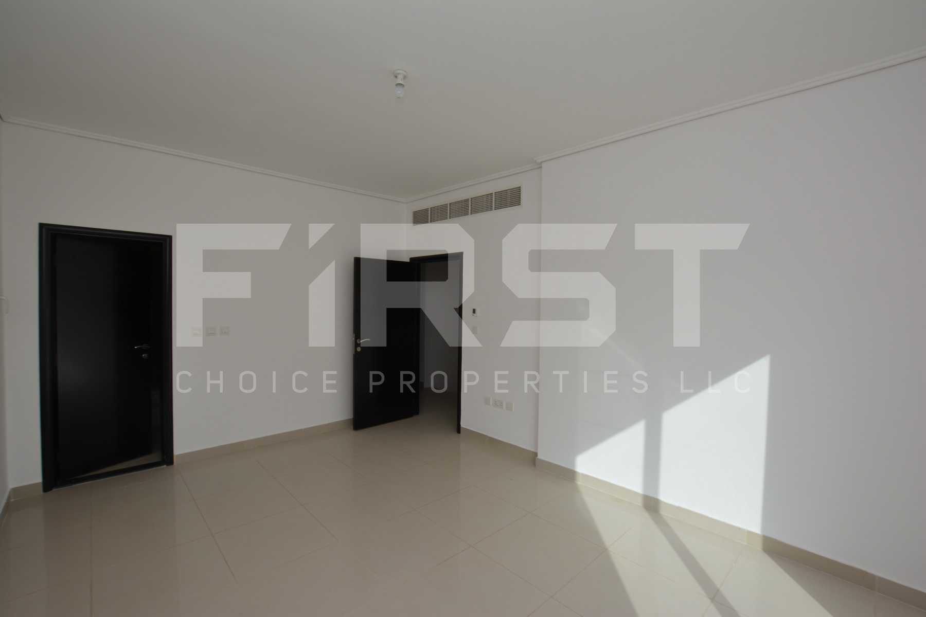 Internal Photo of 5 Bedroom Villa in Al Reef Villas 348.3 sq.m-3749 sq.ft-Abu Dhabi -UAE (27).jpg