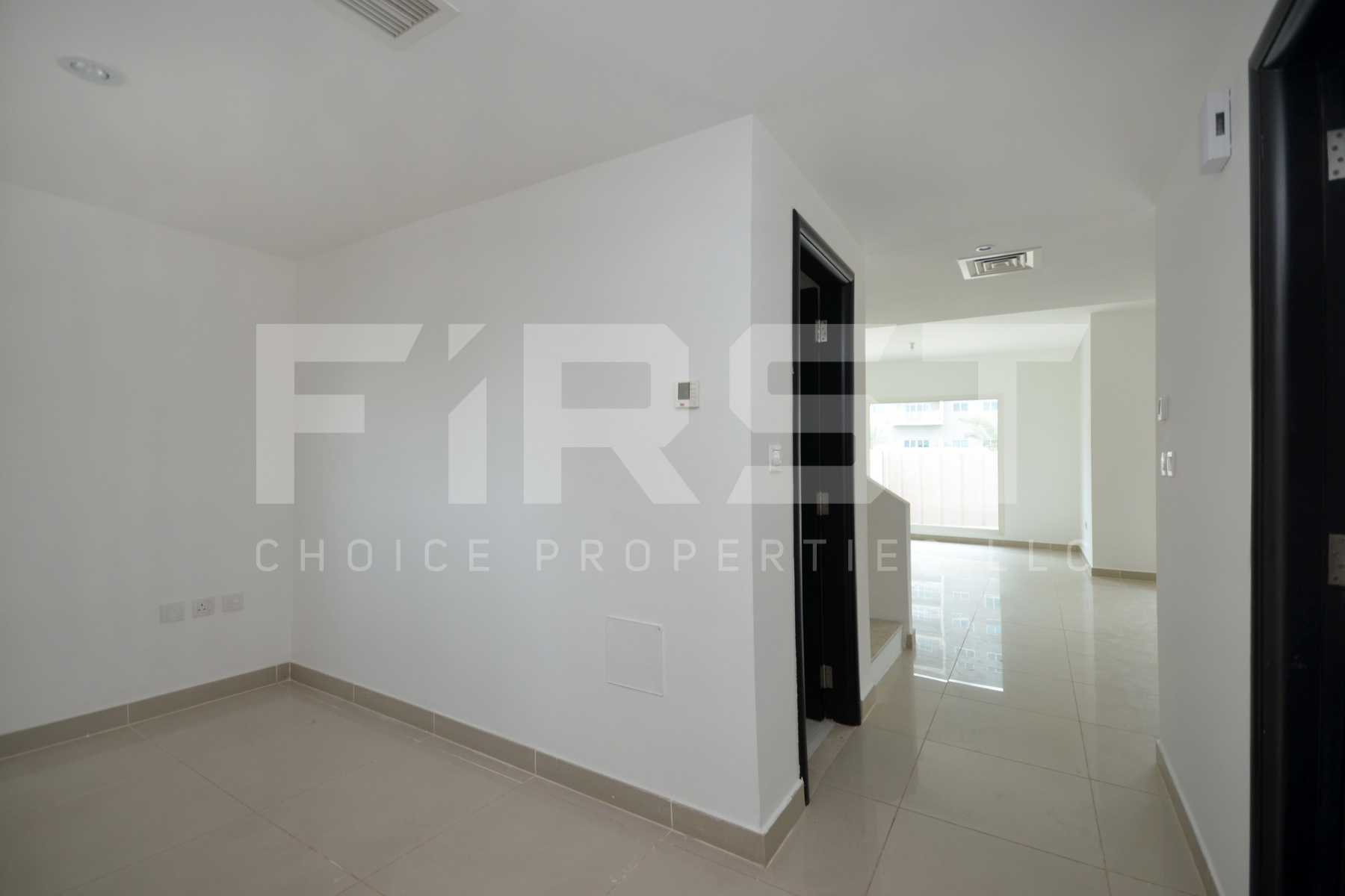 Internal Photo of 4 Bedroom Villa in Al Reef Villas Al Reef Abu Dhabi UAE  2858 sq (16).jpg