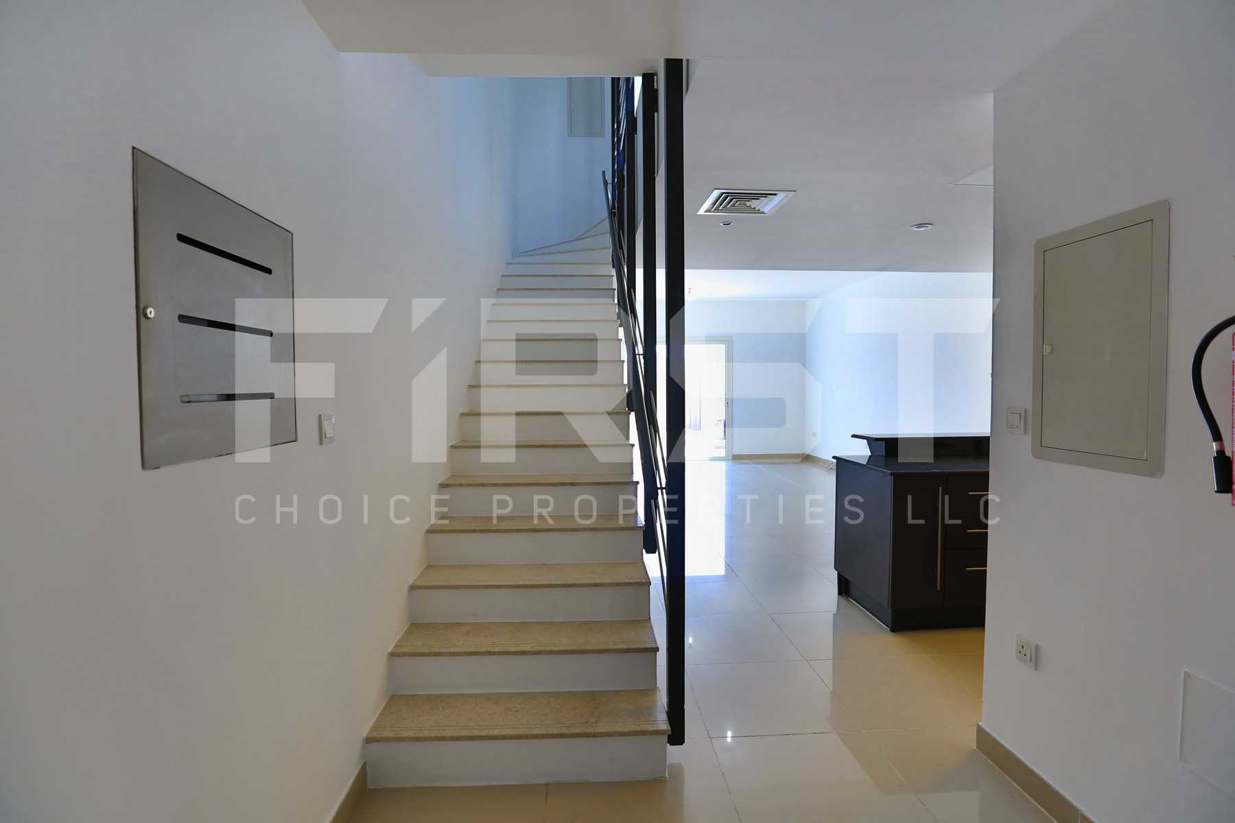Internal Photo of 3 Bedroom Villa in Al Reef Abu Dhabi U.A.E (16).jpg