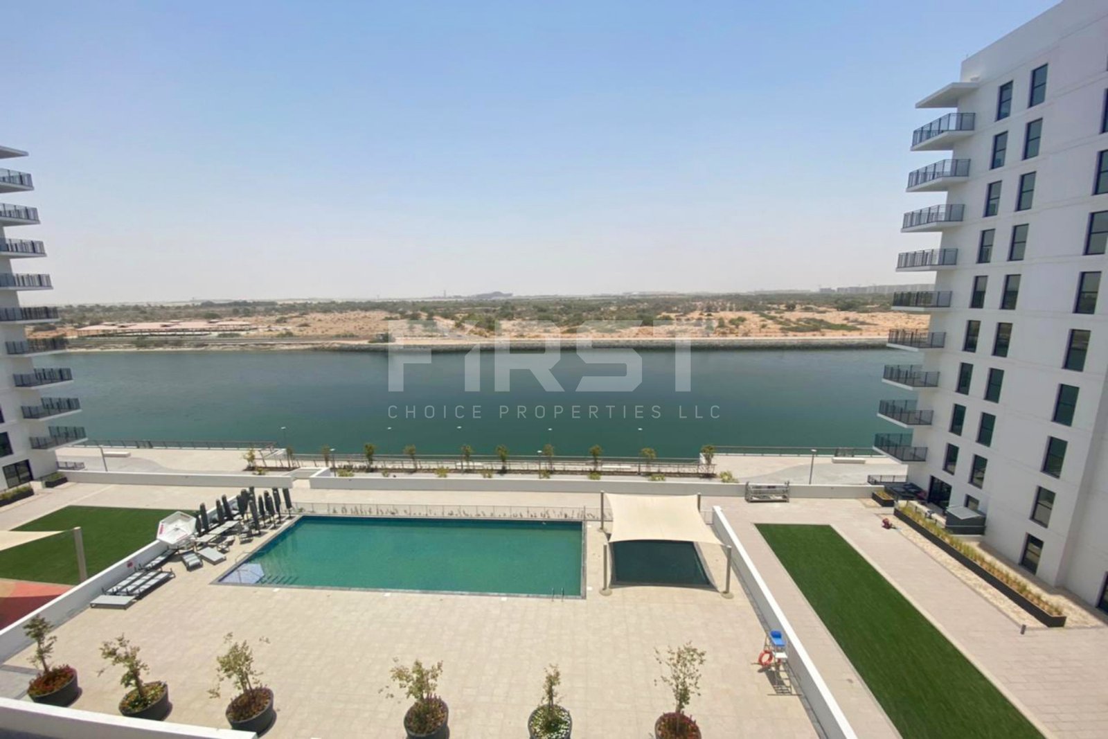 Internal Photos of 2 Bedroom Partment in Water s Edge Yas Island Abu Dhabi UAE (9).jpg