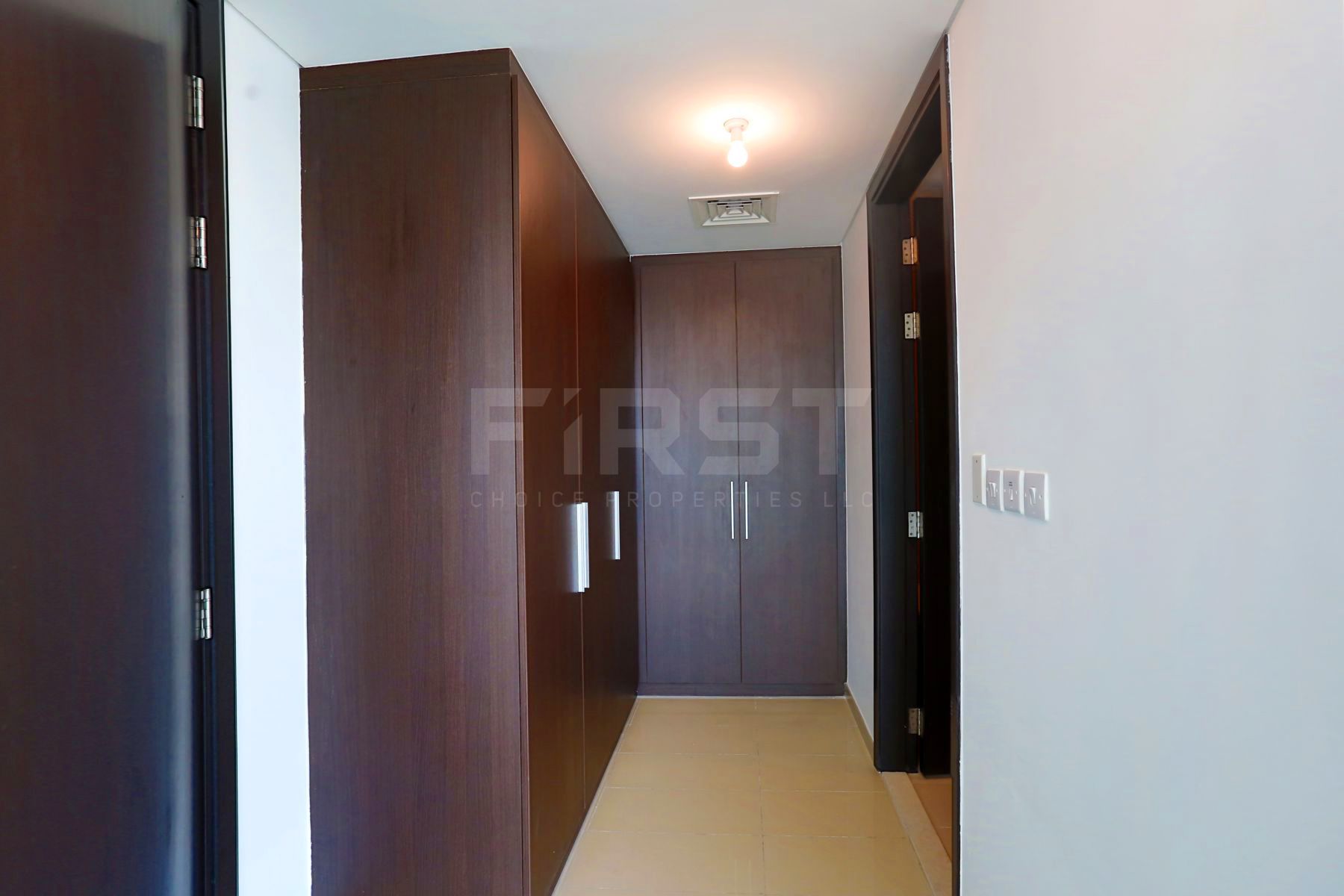 Internal Photo of 2 Bedroom Apartment in Rak Tower Marina Square Al Reem Island Abu Dhabi UAE (9).jpg