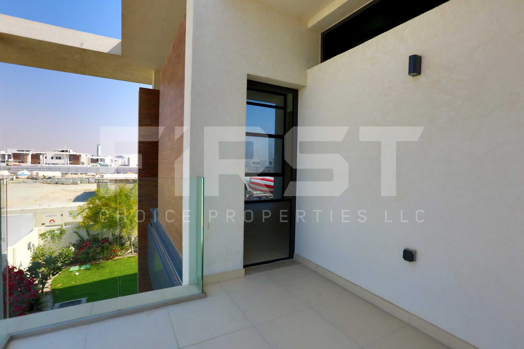 Internal Photo of 4 Bedroom Villa in West Yas Yas Island (1).jpg