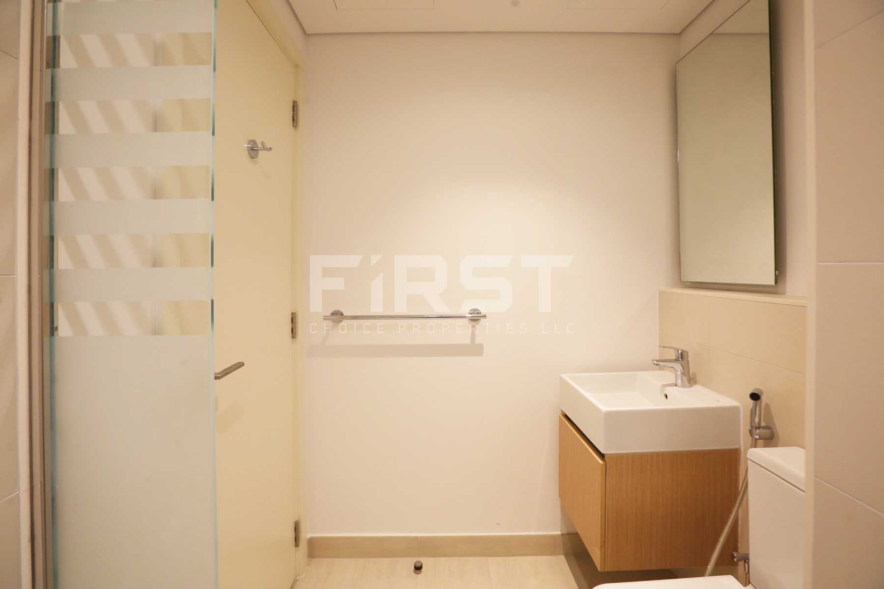 Internal Photo of 1 Bedroom Apartment in The Bridges Shams Abu Dhabi Al Reem Island Abu Dhabi UAE (5).jpg