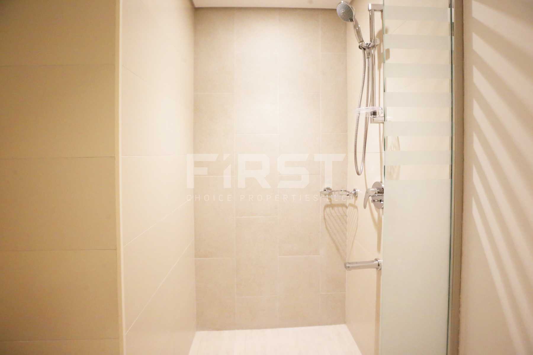 Internal Photo of 1 Bedroom Apartment in The Bridges Shams Abu Dhabi Al Reem Island Abu Dhabi UAE (6).jpg