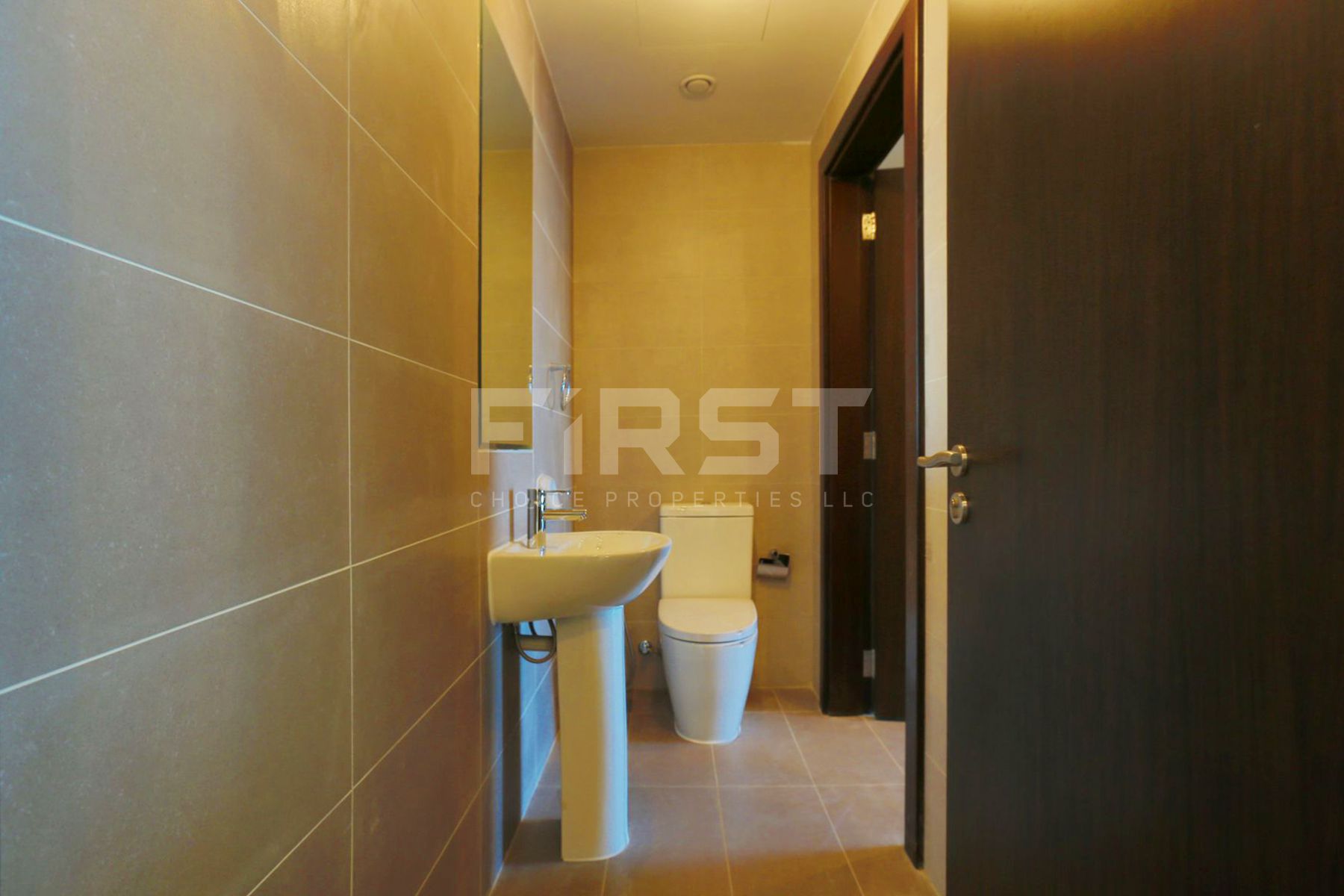 Internal Photo of 1 Bedroom Apartment in Sigma Towers City of Lights Al Reem Island Abu Dhabi UAE (3).jpg