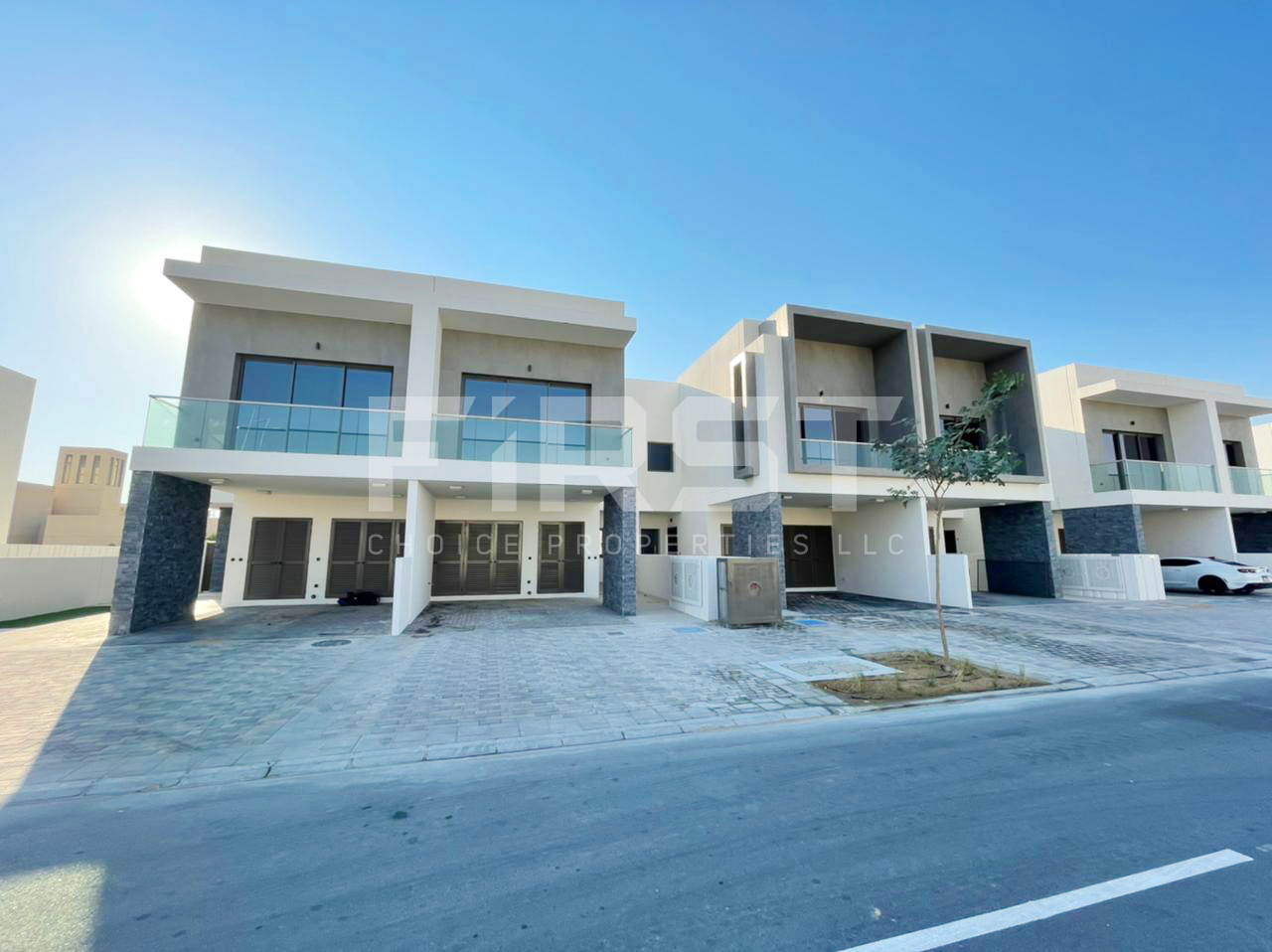 Internal Photos of 2 Bedroom Townhouse in Yas Acres. Yas Island  Abu Dhabi (1).jpg