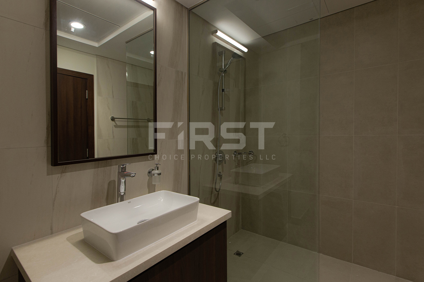 Internal Photo of 2 Bedroom Apartment in Reflection Shams Abu Dhabi Al Reem Island Abu Dhabi UAE (30).jpg