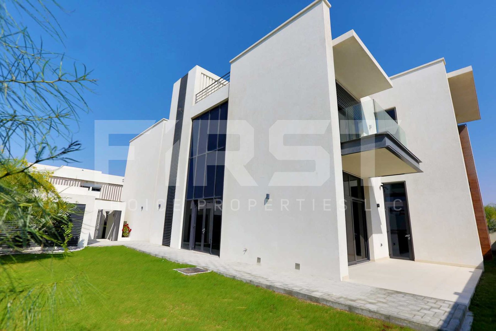 External Photo of 4 Bedroom Villa in West Yas Yas Island Abu Dhabi U.A.E (17).jpg