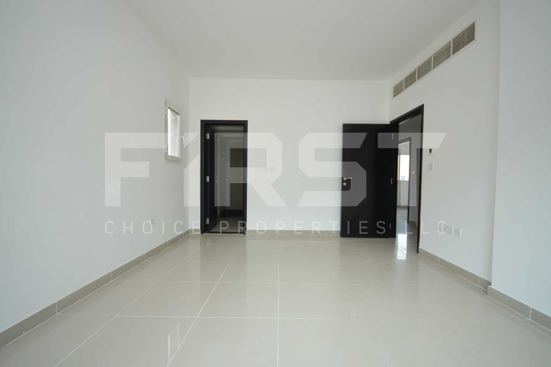 Internal Photo of 4 Bedroom Villa in Al Reef Villas Al Reef Abu Dhabi UAE  2858 sq (19).jpg