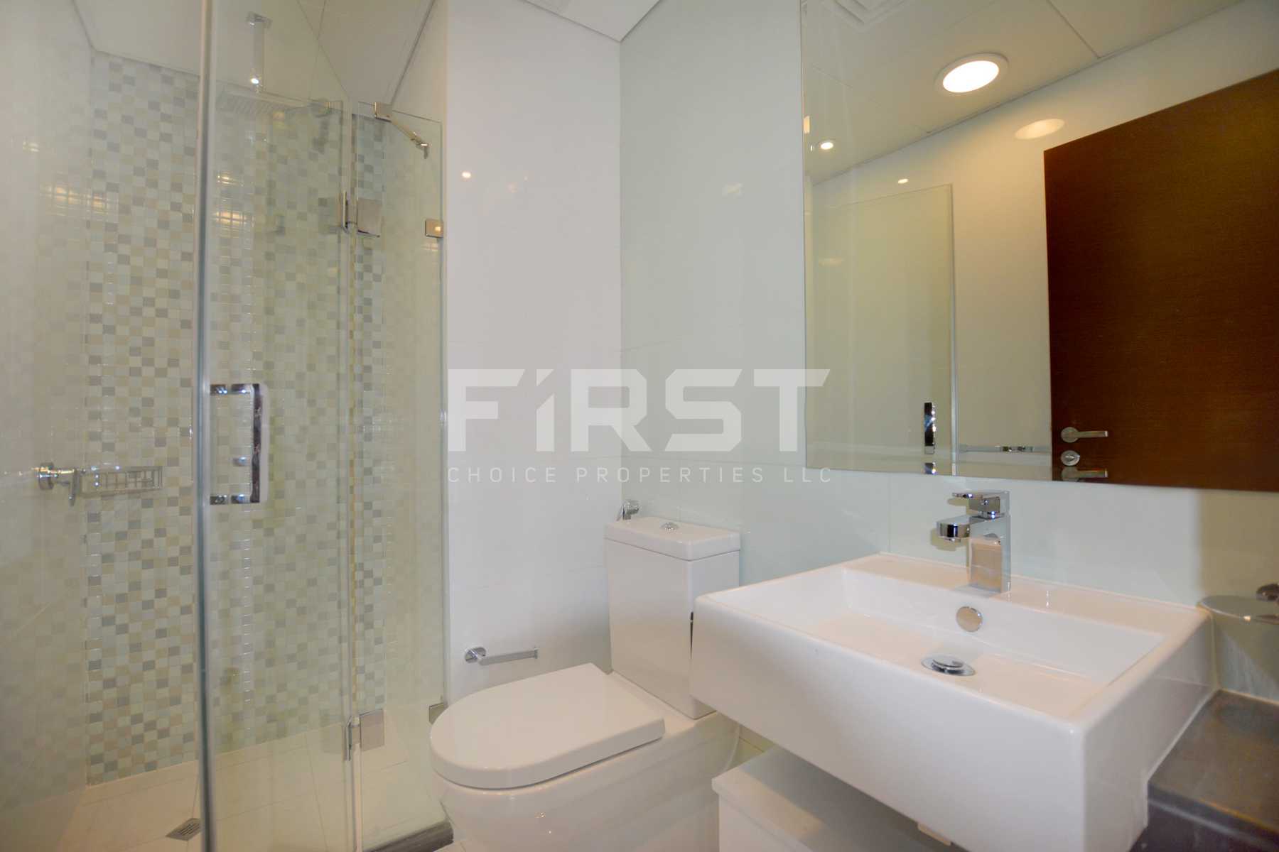 Internal Photo of 3 Bedroom Apartment in The Gate Tower Shams Abu Dhabi Al Reem Island Abu Dhabi UAE (16).jpg