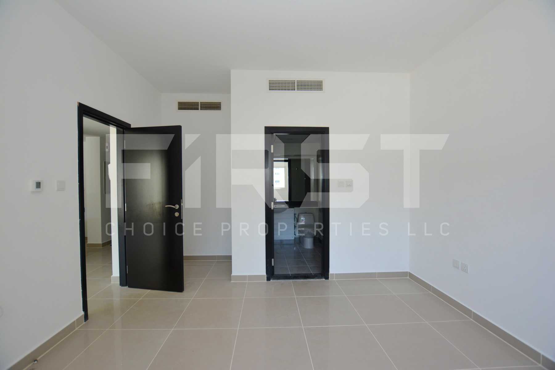 Internal Photo of 1 Bedroom Apartment in Al Reef Downtown Al Reef Abu Dhabi UAEU.A.E (39).jpg