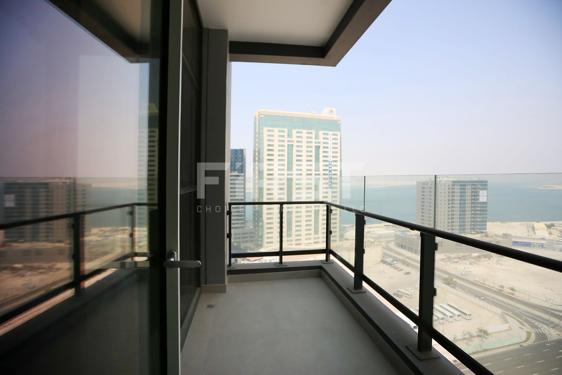 Internal Photo of 2 Bedroom Apartment in The Bridges Shams Abu Dhabi Al Reem Island Abu Dhabi UAE (8).jpg