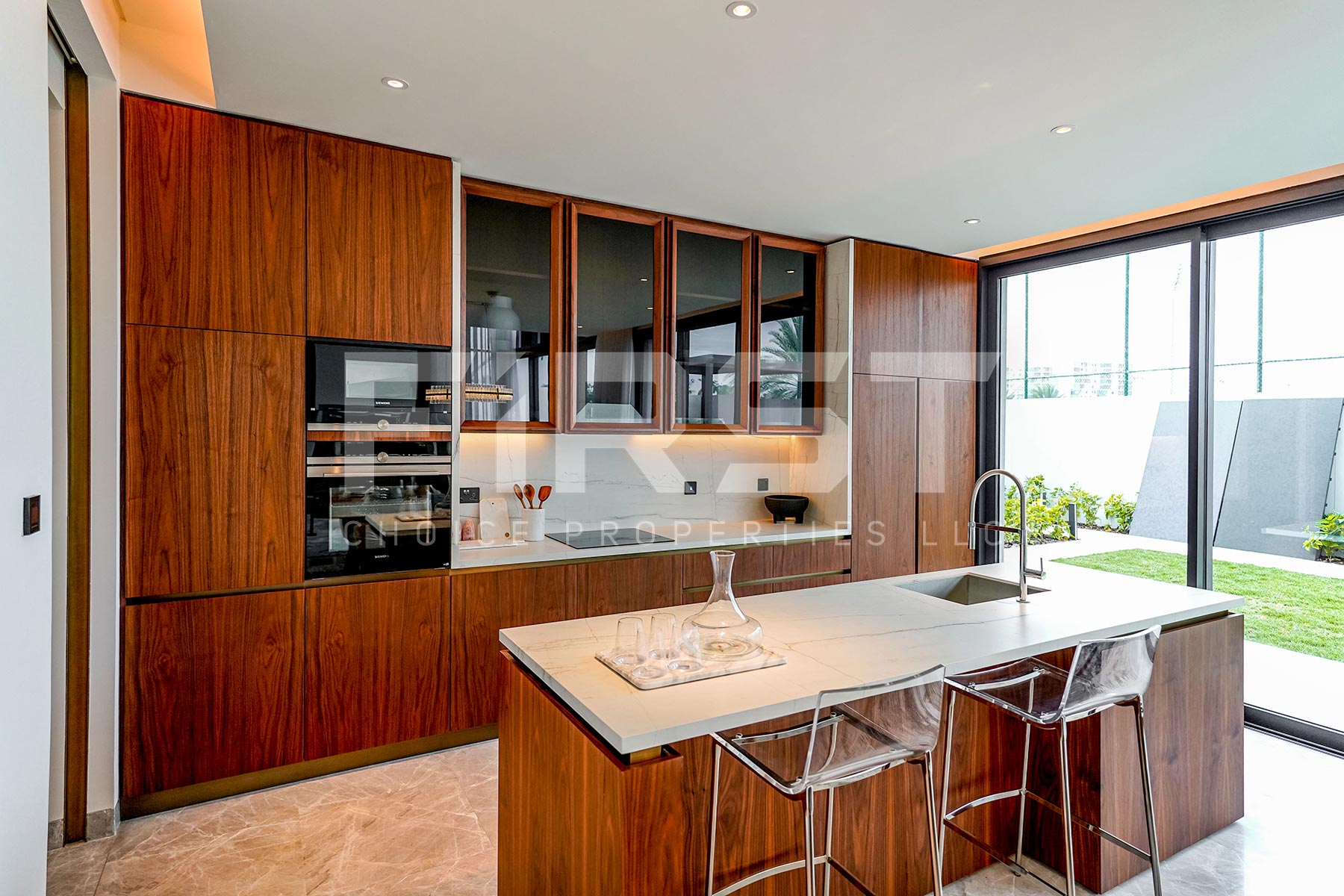 6 Bedroom Villa in saadiyat lagoons saadiyat island Abu Dhabi (18).jpg