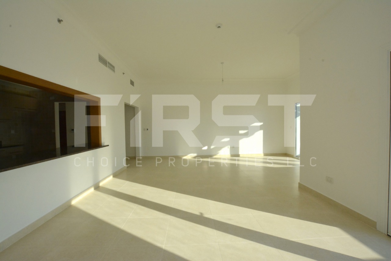 Internal Photo of 3 Bedroom Apartment in Ansam 3 Yas Island (3).jpg