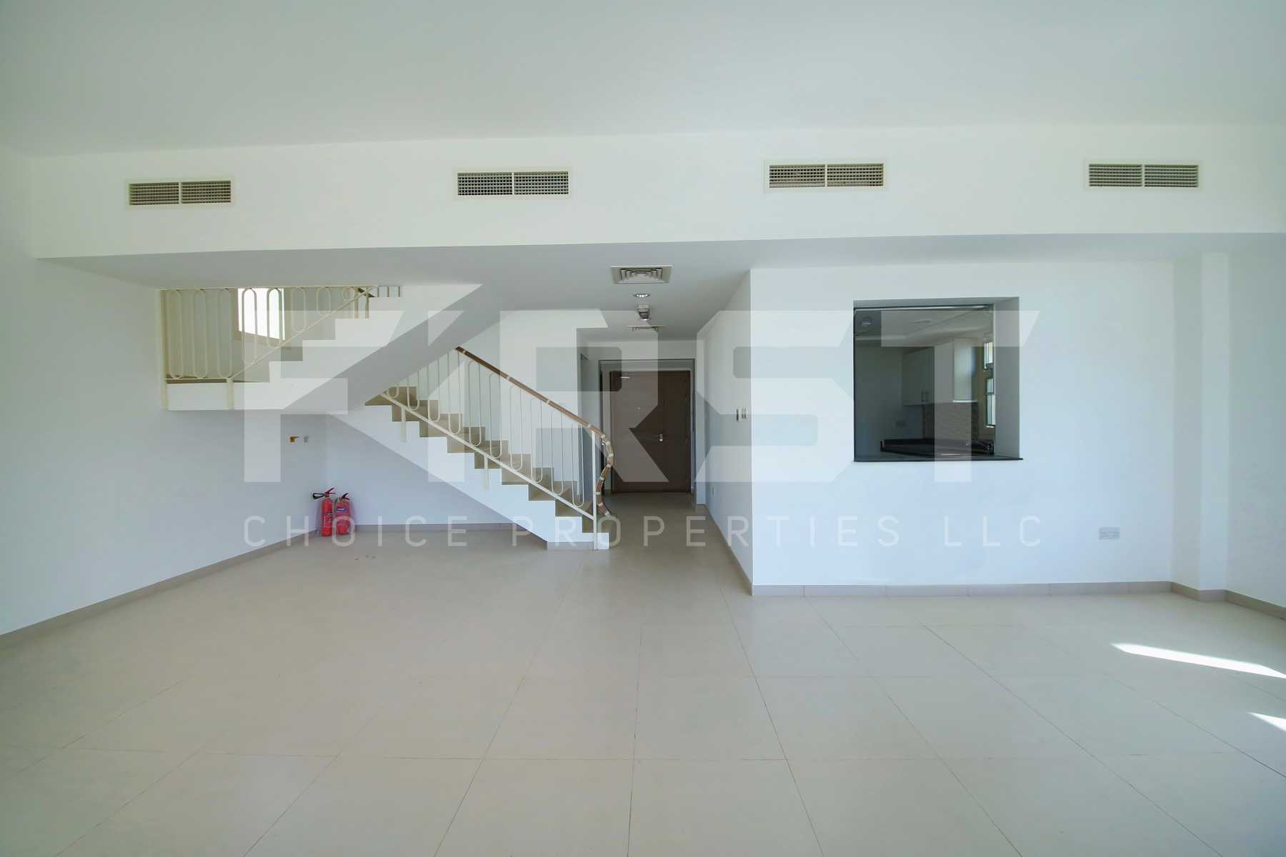 Internal Photo of 3+1 Townhouse in Al Ghadeer Abu Dhabi UAE (3).jpg