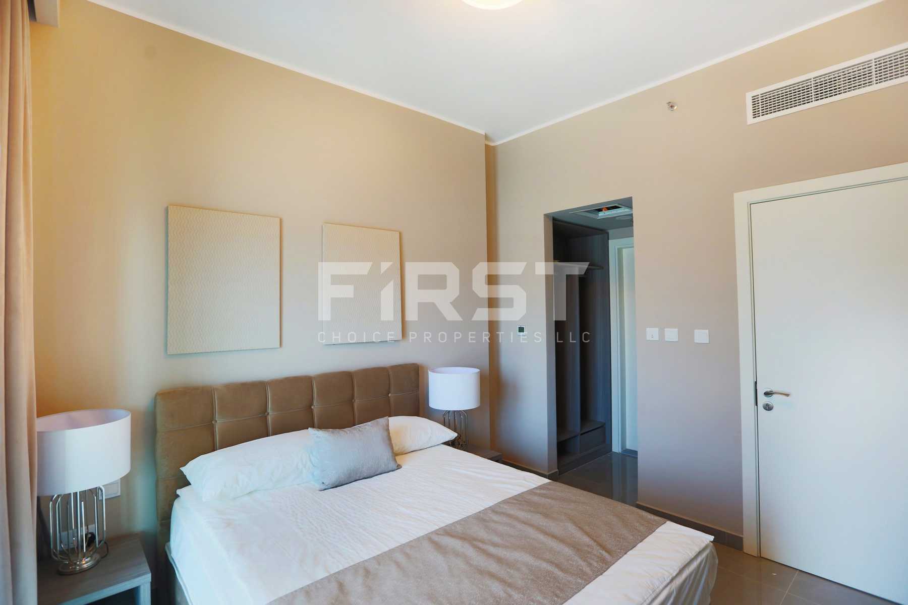 Internal Photo of 1 Bedroom Apartment in Leonardo Residences Masdar City Abu Dhabi UAE (2).jpg