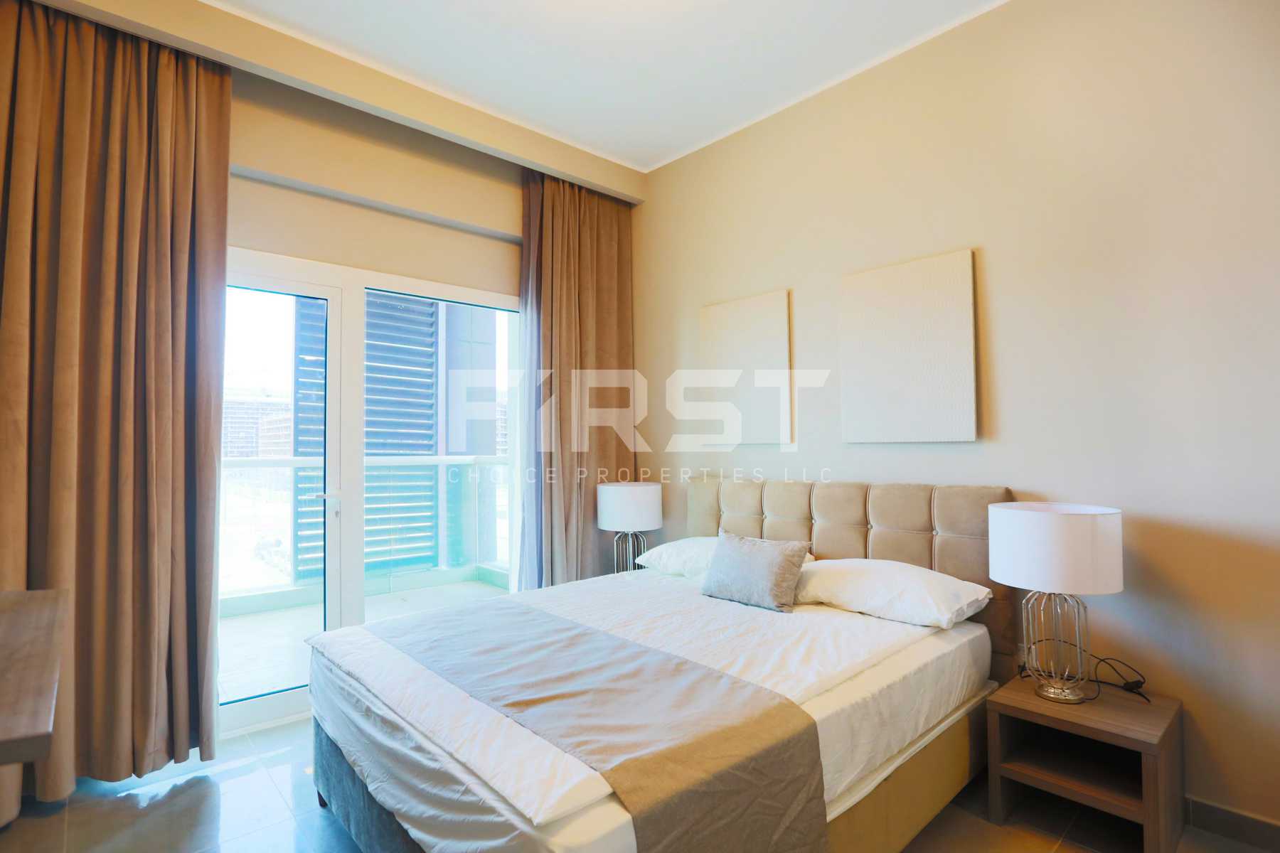 Internal Photo of 1 Bedroom Apartment in Leonardo Residences Masdar City Abu Dhabi UAE (5).jpg