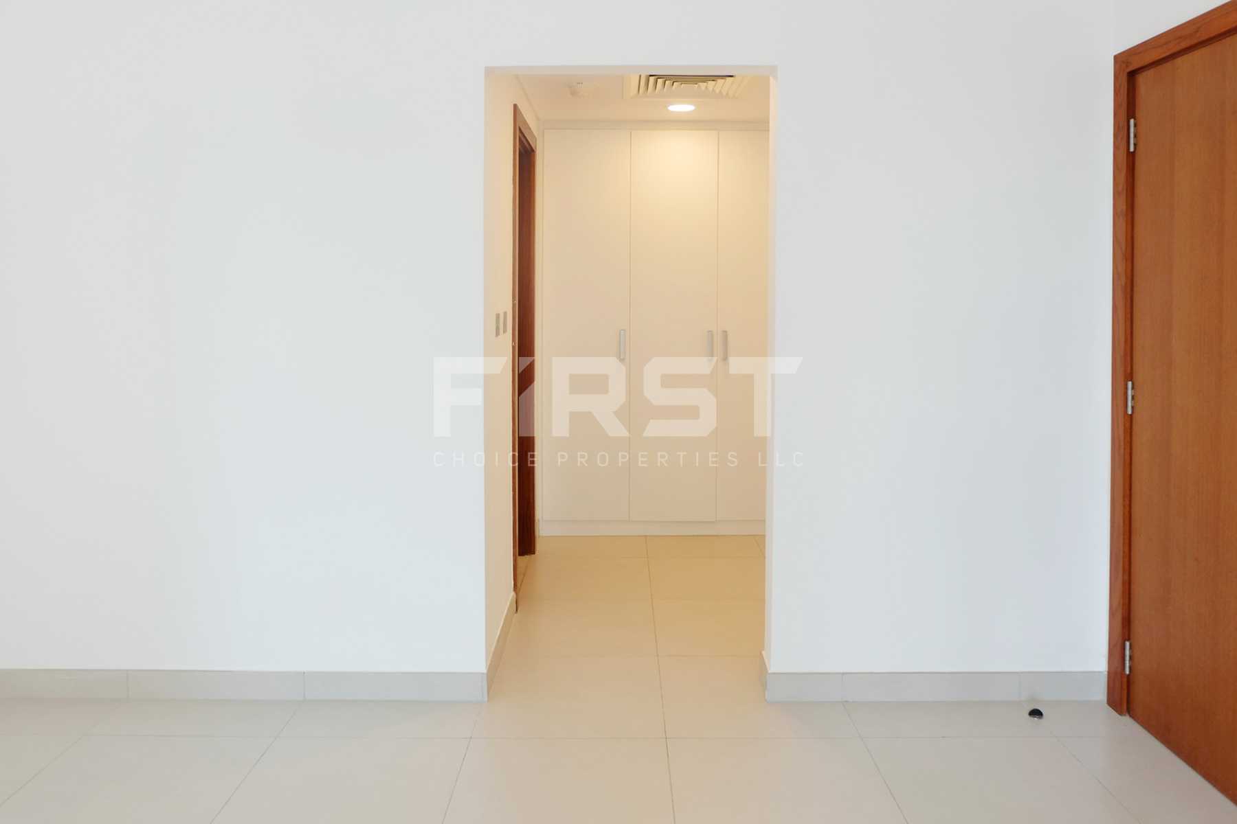 Internal Photo of  1 Bedroom Apartment in Parkside Residence Shams Abu Dhabi UAE (1).jpg